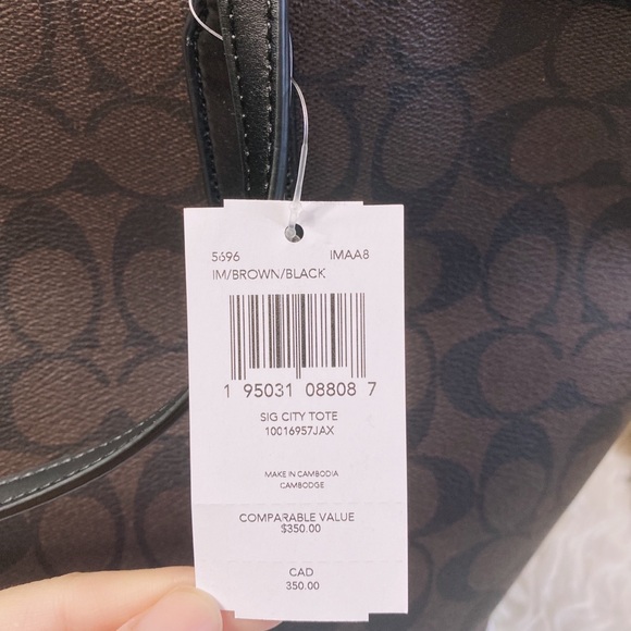 Coach City tote in signature - Picture 5 of 9